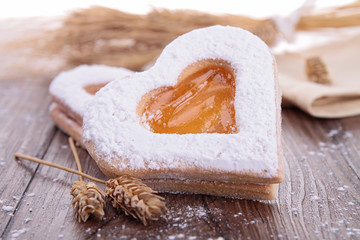 heart shape biscuit