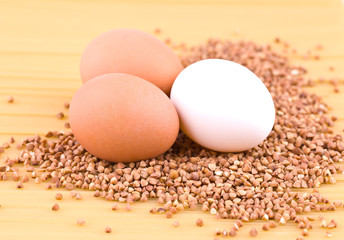 Three eggs, buckwheat and spaghetti