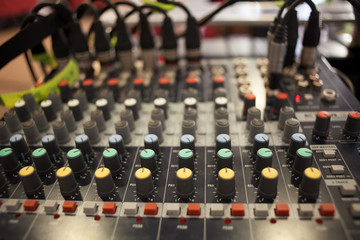 music console © aerogondo