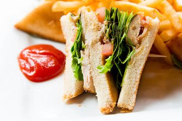 Sandwich with chicken