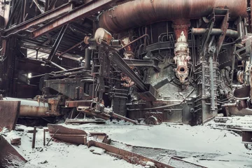 Papier Peint photo Bâtiment industriel usine abandonnée