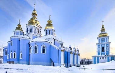 Papier Peint photo Kiev Cathédrale St Michel à Kiev dans la neige