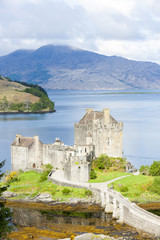 Naklejka premium Eilean Donan Castle, Loch Duich, Scotland