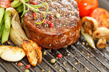 Beff Steak Tournedos with grilled vegetables