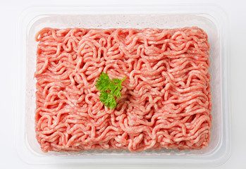 Raw minced meat