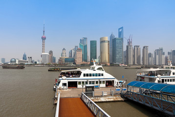 Naklejka premium Huangpu River Ferry in Shanghai
