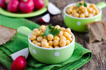 Boiled chickpeas