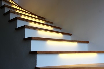 beleuchtete treppe I