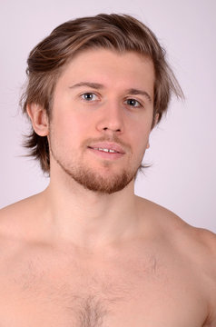 junger h&uuml;bscher mann