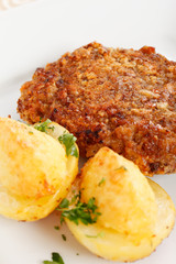 schnitzel with potatoes