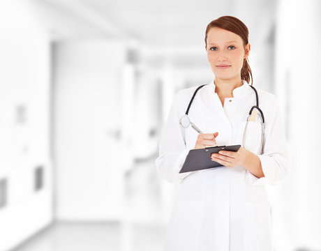 Medizinstudentin im Krankenhaus