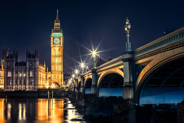 Fototapeta na wymiar Big Ben Clock Tower i Parlament dom w City of Westminster,