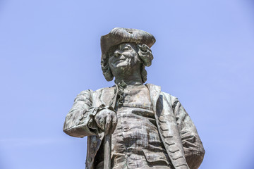 Fototapeta na wymiar Statua włoskiego dramaturga Carlo Goldoni, Wenecja, Włochy