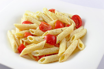 Penne with tomatoes  – Penne mit Tomaten