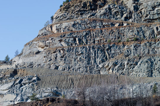 Miniera a cielo aperto