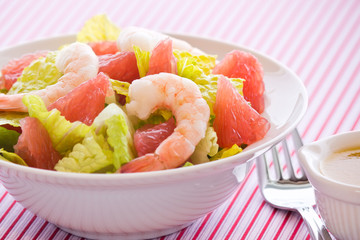 Shrimp and Grapefruit Salad