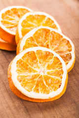 Dry orange slices