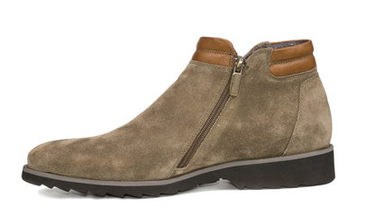 Mens suede and leather ankle high shoe