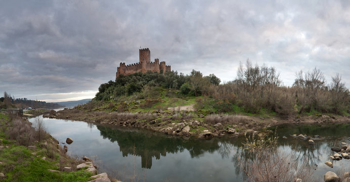 Panoramica do castelo de Almourol