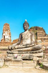 Fototapeta premium Buddha's image, Wat Mahathat in Ayutthaya, Thailand.