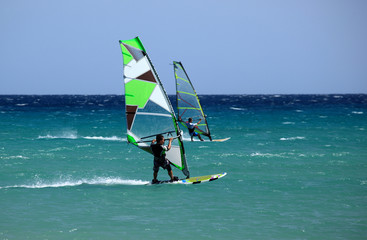 windsurf