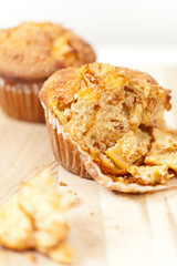 Muffins with apple