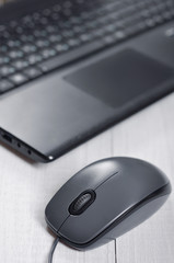 Laptop with computer mouse © tashka2000