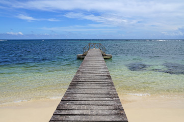 Wooden pier at beach with sea horizon, Panama, Zapatillas islands, Central America, Bocas del Toro