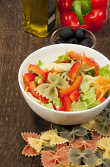 farfalle with vegetables