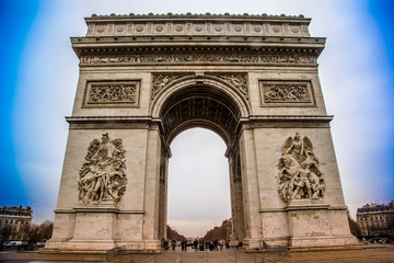 Fototapeta na wymiar Łuk Triumfalny (Paryż, Francja).