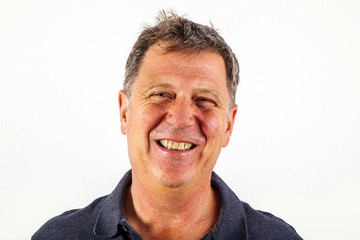 Obraz premium handsome smiling man in black leisure shirt