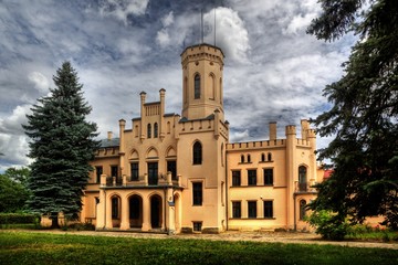 Fototapeta na wymiar Stary Pałac w Ka¼mierzu i Wielkopolski, Polska