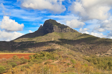 Fototapeta na wymiar Górski krajobraz z Mauritiusa