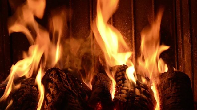 Feuer im Kamin