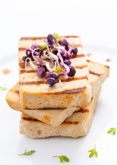 Tofu gegrillt