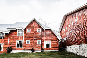 Obraz premium Refugio in Torres del Paine, Patagonia, Argentina.