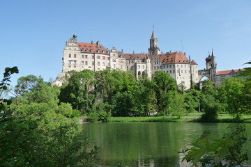 Fototapeta na wymiar Zamek Sigmaringen nad Dunajem Szwabskiej