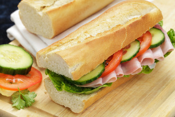 Baguette mit Schinken