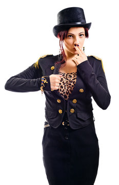 The actress of a cabaret imitates Charli Chaplin