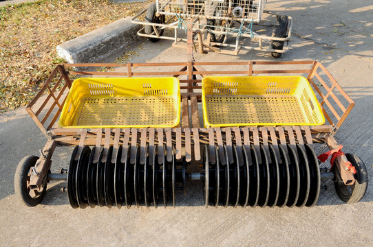 Golf Ball Range Picker And Bucket