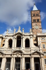 Fototapeta na wymiar Bazylika w Rzymie - Santa Maria Maggiore