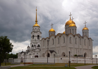 Fototapeta na wymiar Katedra Zaśnięcia w Vladimir