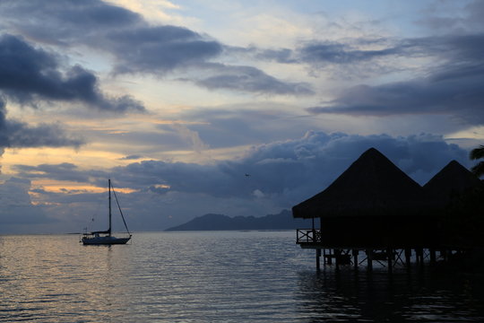 Tahiti sunset