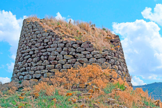 Nuraghe Paddaggiu Leni