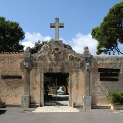 Le portail du sanctuaire de Cura d'Algaida à Majorque