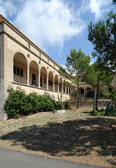 Les arcades du sanctuaire de Cura de Randa à Majorque