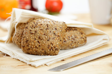 Körnerbrötchen