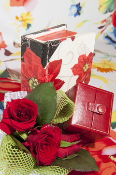 Flowers and box jewelry