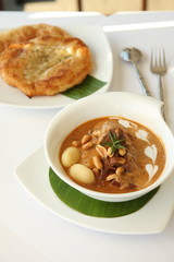 Thai food, Beef massaman curry with roti