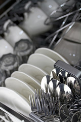 Clean Dishware